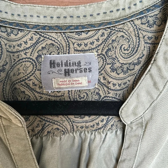 Holding Horses/Anthropologie army green blouse size medium - Picture 2 of 5